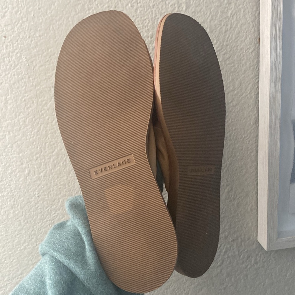 Everlane Day Crossover Tan Sandals in Light Taupe, Women’s Size 9 - Picture 4 of 4